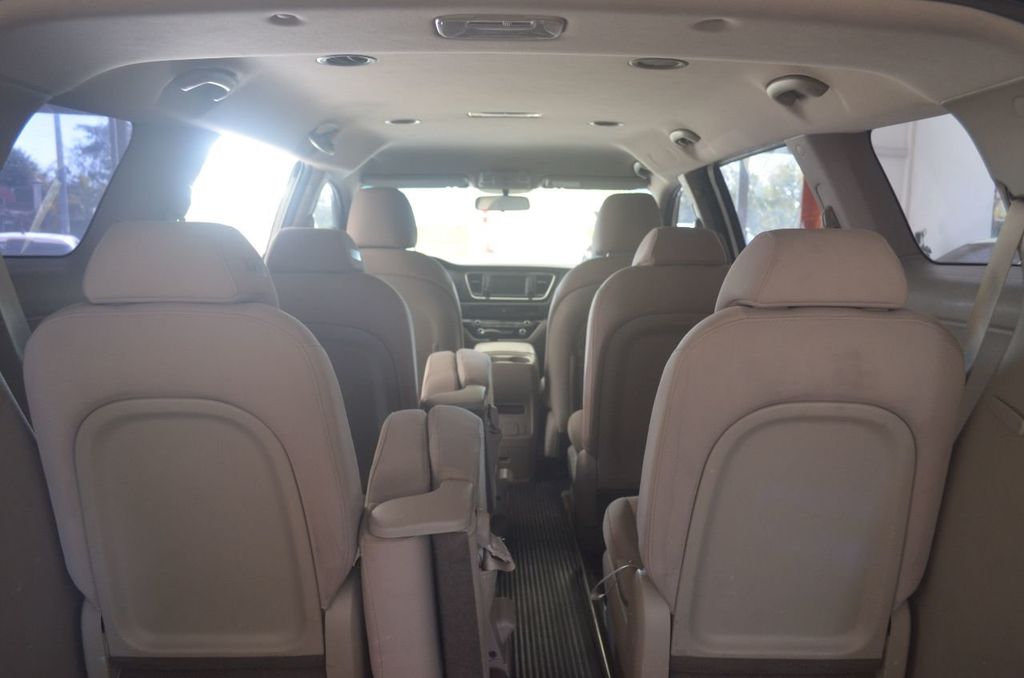 2020 Kia Carnival Disponible para alquiler 11 Personas Diesel Automatico - 21774759 - 10