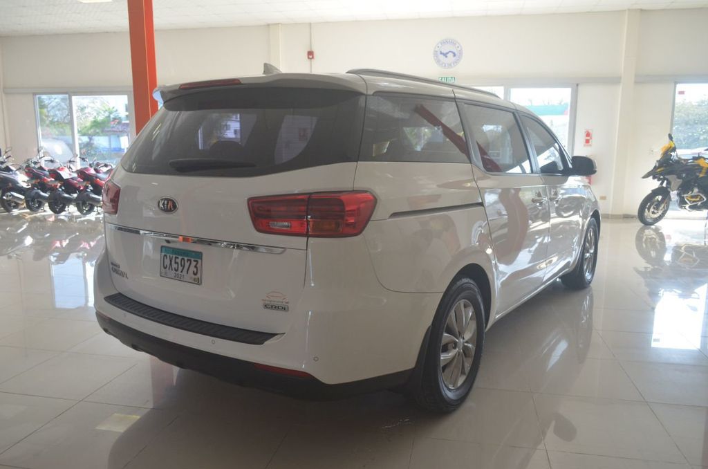 2020 Kia Carnival Disponible para alquiler 11 Personas Diesel Automatico - 21774759 - 5