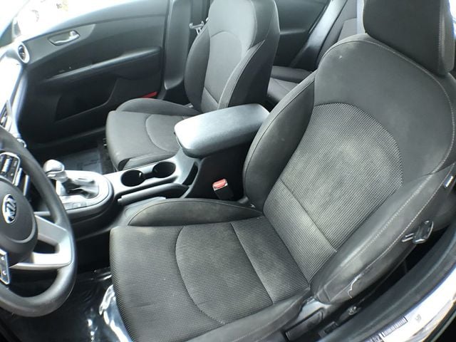 2020 Kia Forte FE - 22774831 - 13