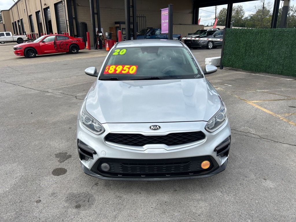 2020 Kia Forte FE photo 2