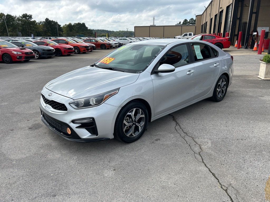 2020 Kia Forte FE photo 3