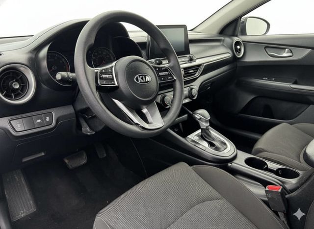 2020 Kia Forte FE 4dr Sedan CVT - 22947279 - 9