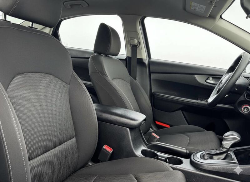 2020 Kia Forte FE 4dr Sedan CVT - 22947279 - 15