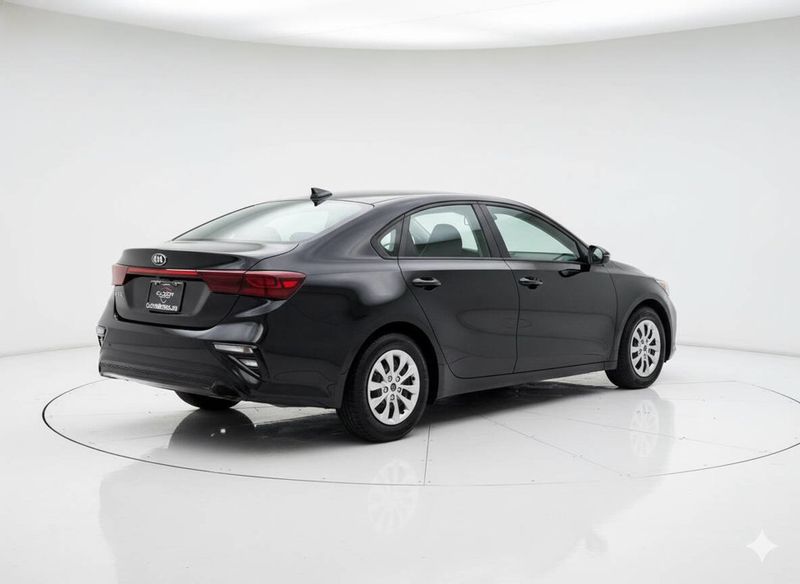 2020 Kia Forte FE CVT - 22947279 - 5