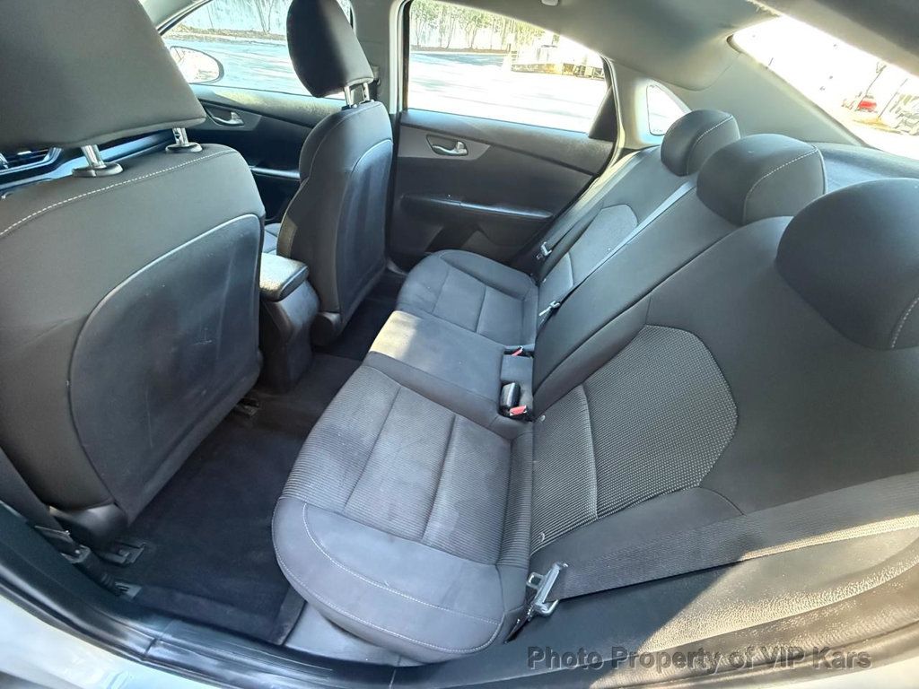 2020 Kia Forte FE IVT - 22967063 - 19