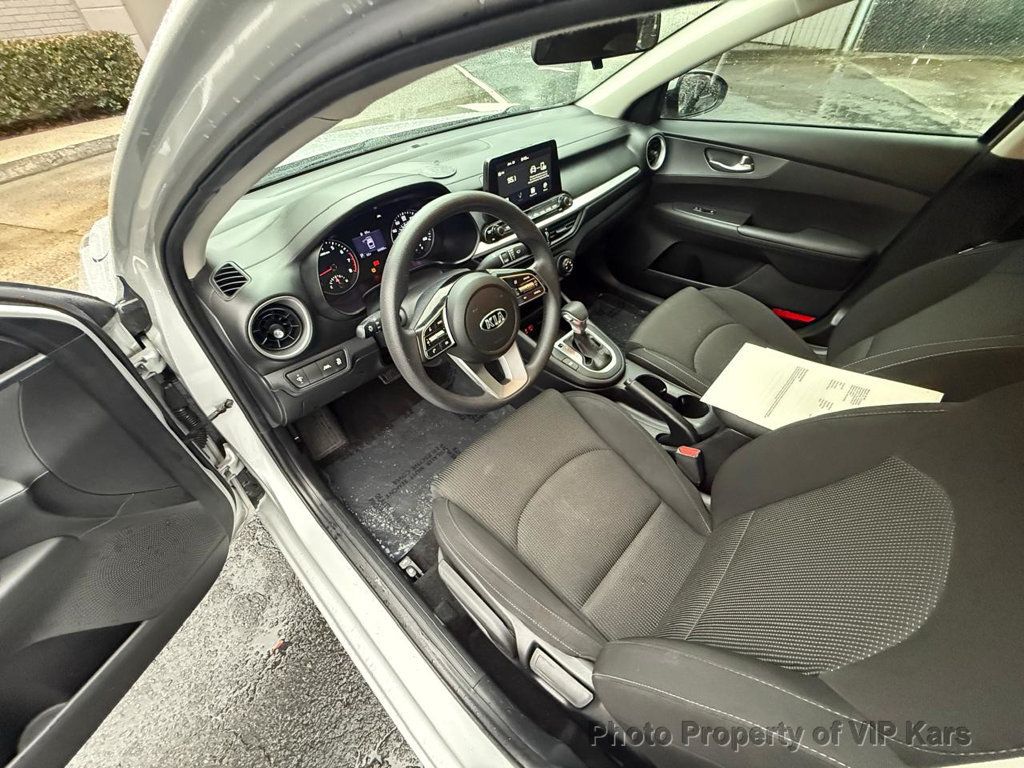 2020 Kia Forte FE IVT - 22970266 - 8