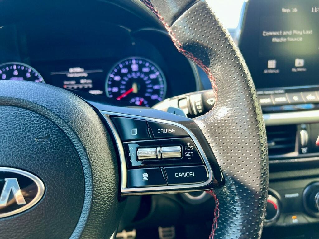 2020 Kia Forte GT photo 18