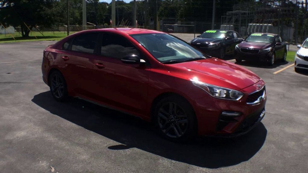2020 Kia Forte GT-Line photo 2