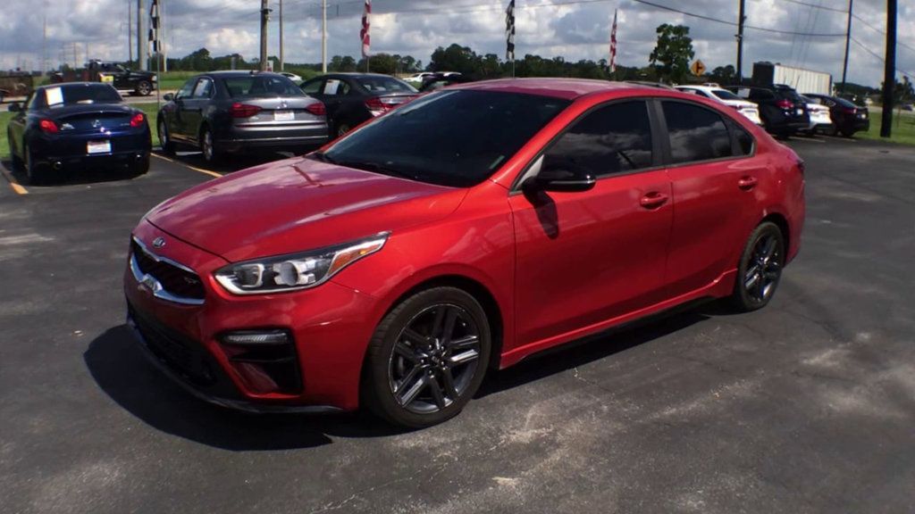 2020 Kia Forte GT-Line photo 4