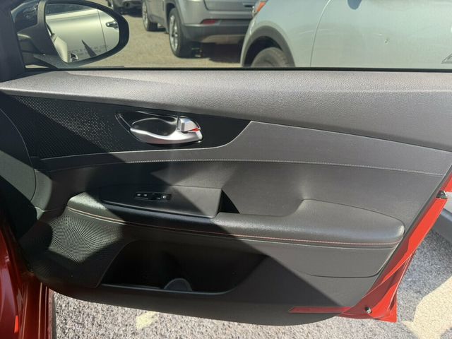 2020 Kia Forte GT-Line IVT - 23067244 - 14