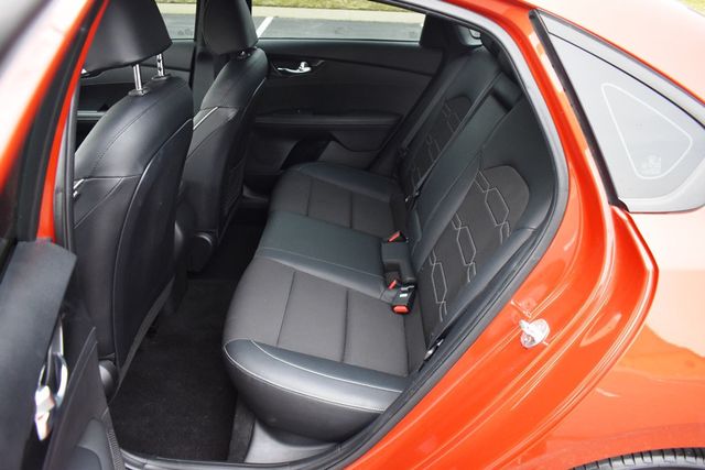 2020 Kia Forte GT-Line IVT - 22985813 - 31