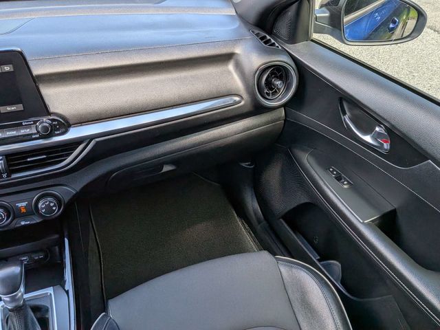 2020 Kia Forte GT-Line IVT - 23074379 - 15