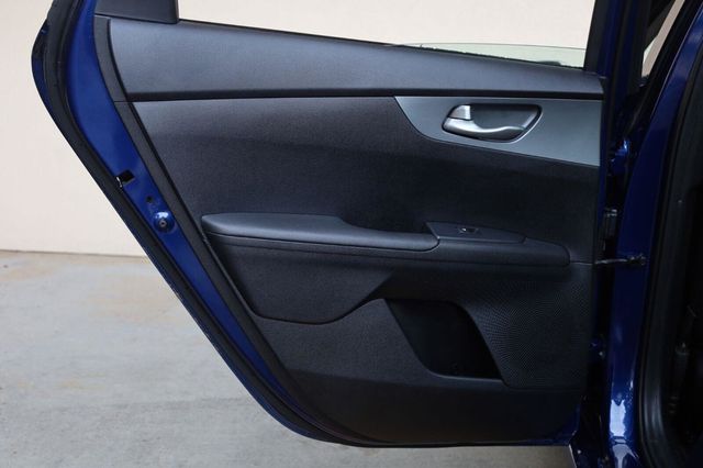 2020 Kia Forte LXS - 23080268 - 18