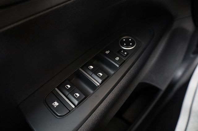 2020 Kia Forte LXS - 23080268 - 34