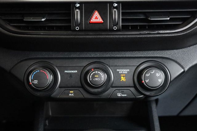 2020 Kia Forte LXS - 23080268 - 39