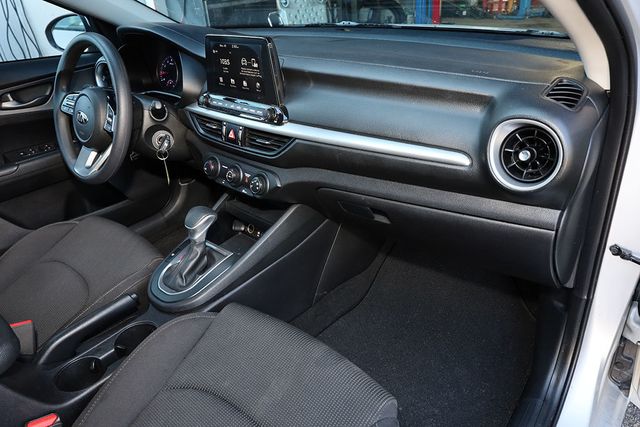 2020 KIA FORTE LXS IVT - 22945158 - 16