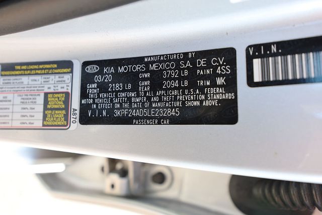 2020 KIA FORTE LXS IVT - 22945158 - 29