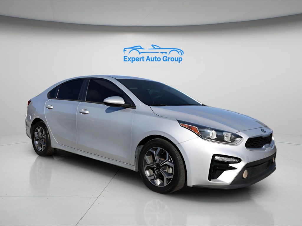 2020 Kia Forte LXS photo 4