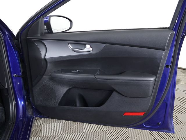 2020 Kia Forte LXS IVT - 23018309 - 14