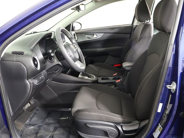 2020 Kia Forte LXS IVT - 23018309 - 19