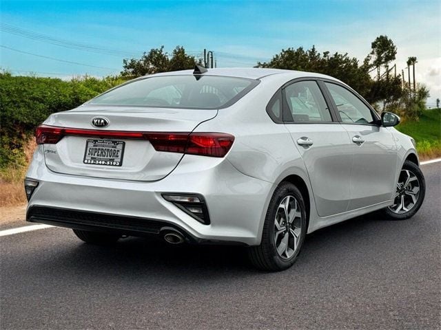 2020 Kia Forte LXS IVT - 22613795 - 7