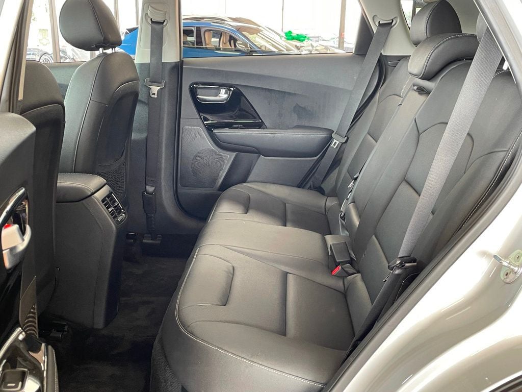 2020 Kia Niro EX Premium FWD - 23055639 - 18