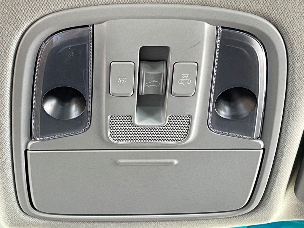 2020 Kia Niro EX Premium FWD - 23055639 - 32