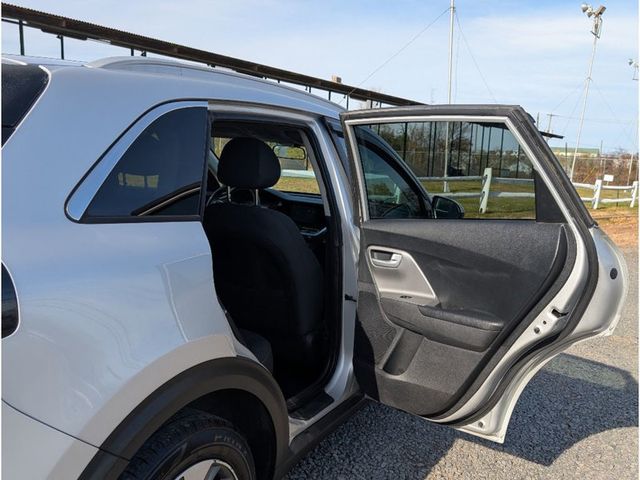 2020 Kia Niro LX FWD - 22943044 - 11