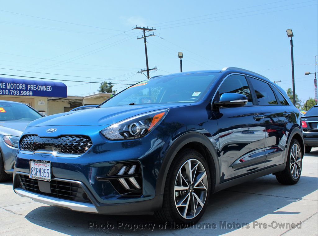 2020 Kia Niro Touring photo 2
