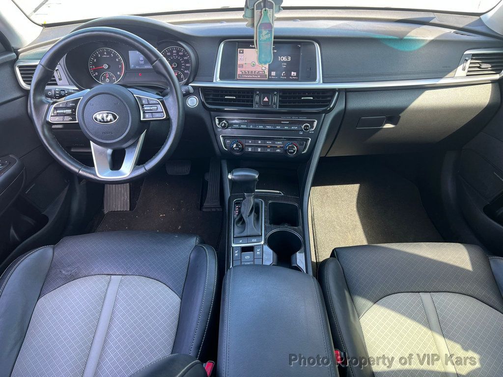 2020 Kia Optima EX photo 18