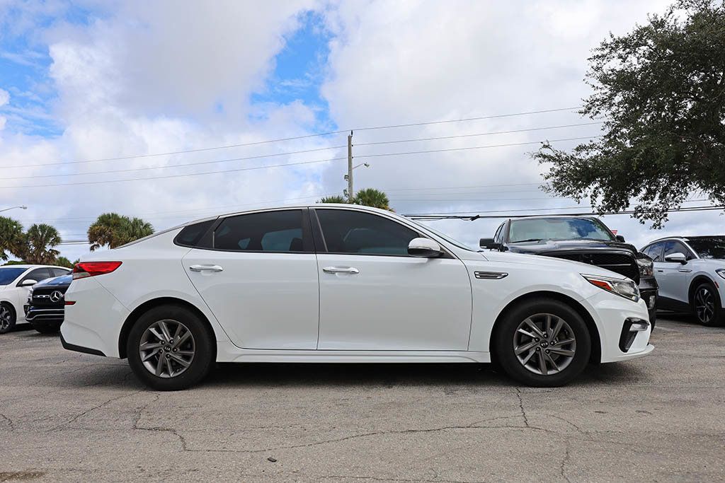 2020 Kia Optima LX SE photo 31