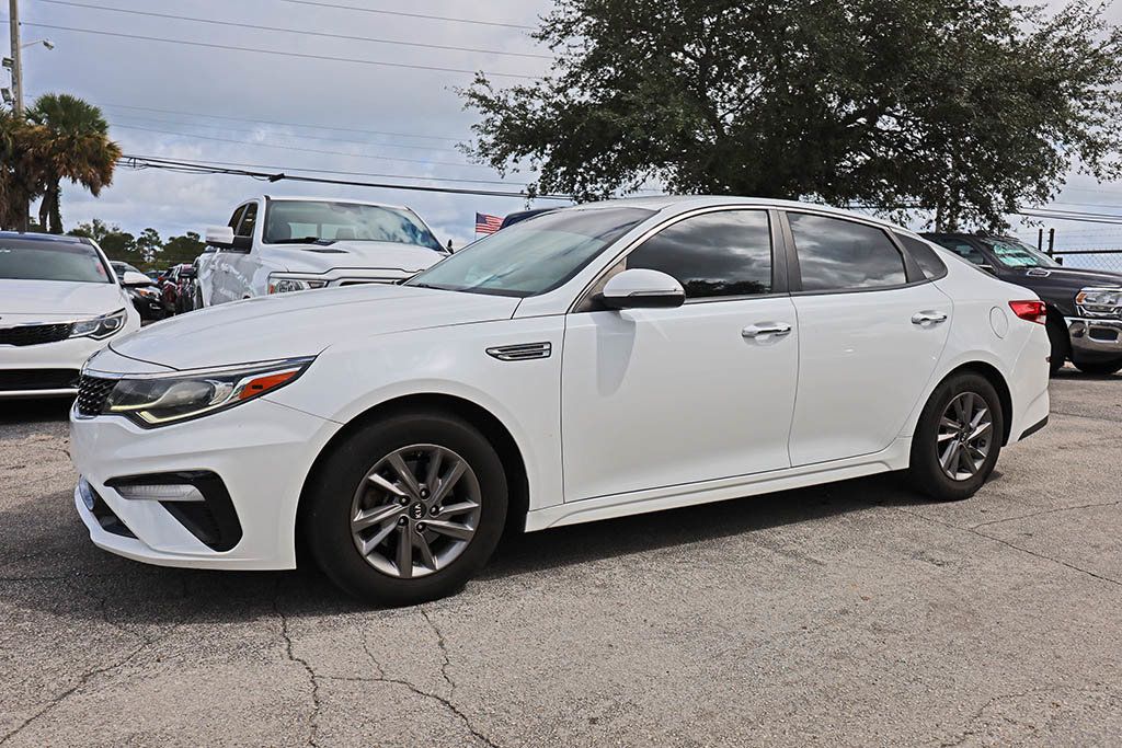 2020 Kia Optima LX SE photo 4