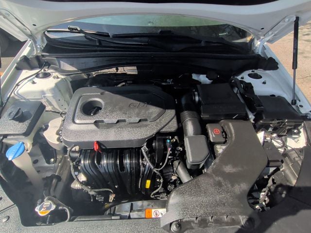2020 Kia Optima LX Automatic - 23011028 - 10