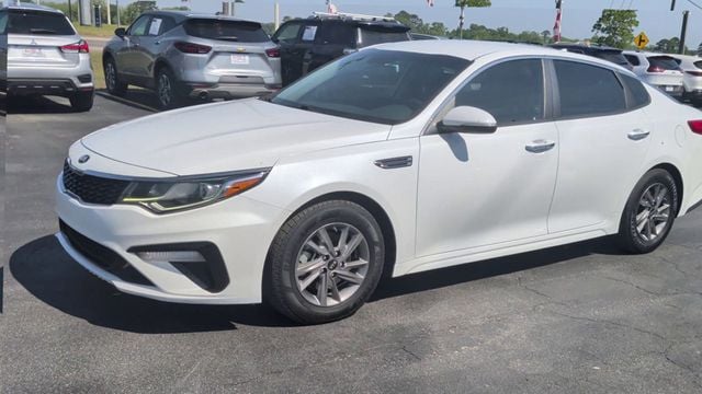 2020 Kia Optima LX Automatic - 23011028 - 3