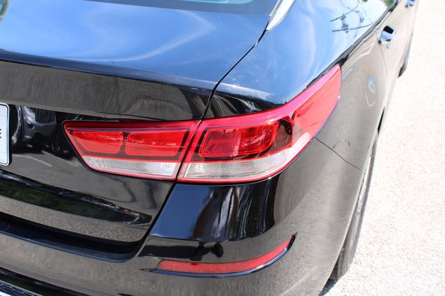 2020 Kia Optima LX Automatic - 23037035 - 10