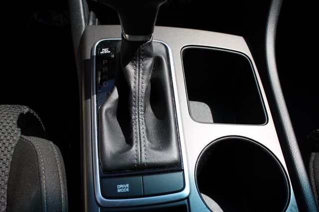 2020 Kia Optima LX Automatic - 23037035 - 20