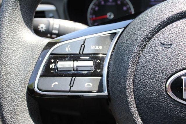 2020 Kia Optima LX Automatic - 23037035 - 21
