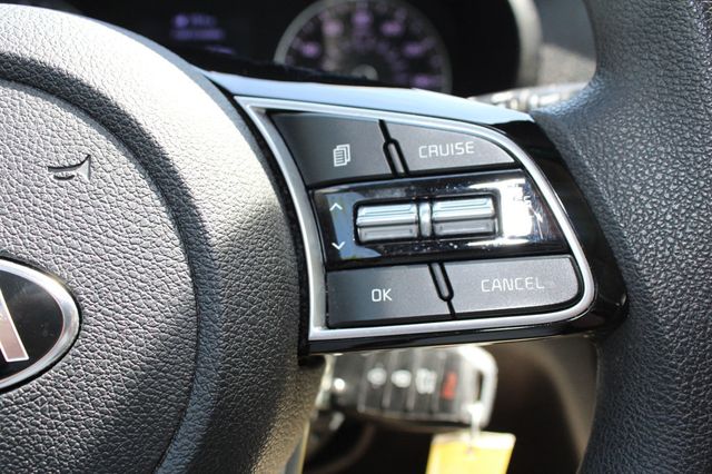 2020 Kia Optima LX Automatic - 23037035 - 22