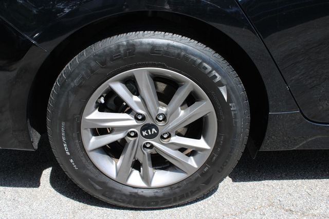 2020 Kia Optima LX Automatic - 23037035 - 32