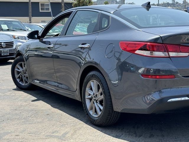 2020 Kia Optima LX Automatic - 22532540 - 11