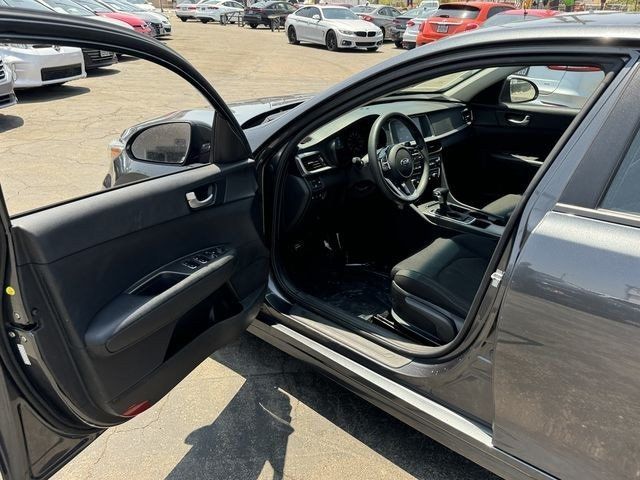 2020 Kia Optima LX Automatic - 22532540 - 33