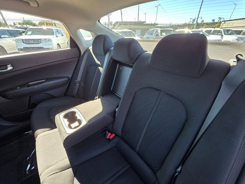 2020 Kia Optima LX Automatic - 22937707 - 13