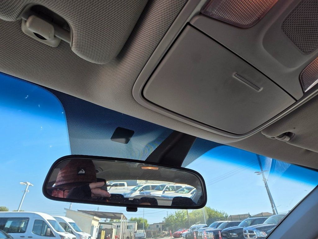 2020 Kia Optima LX Automatic - 22937707 - 31