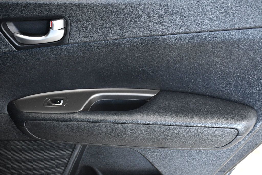 2020 Kia Optima LX Automatic - 22919019 - 14