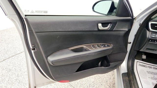 2020 Kia Optima LX Automatic - 23035698 - 9