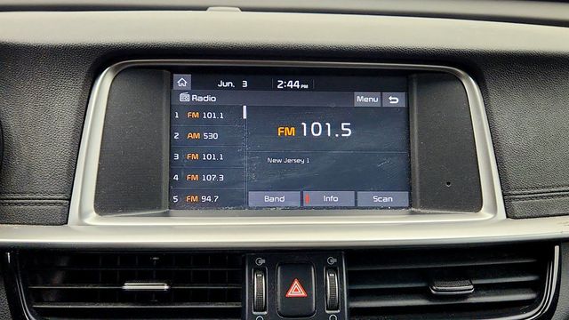 2020 Kia Optima LX Automatic - 23035698 - 16