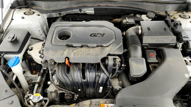 2020 Kia Optima LX Automatic - 23035698 - 21