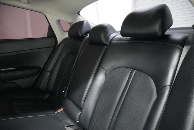 2020 Kia Optima SE Automatic - 23007702 - 12