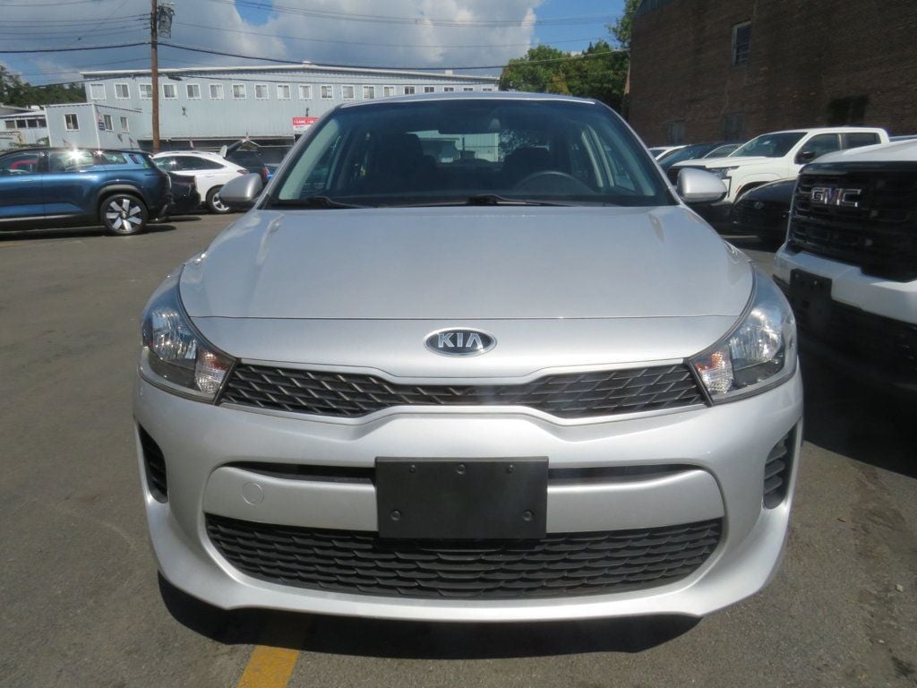 2020 Kia Rio LX photo 2