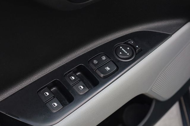 2020 Kia Rio S - 23057718 - 30